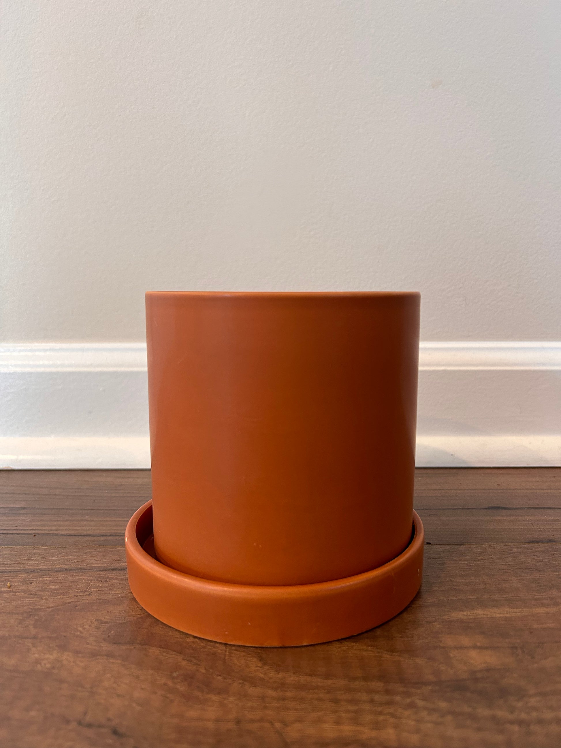 Rust ceramic cylinder planter with drainage and tray