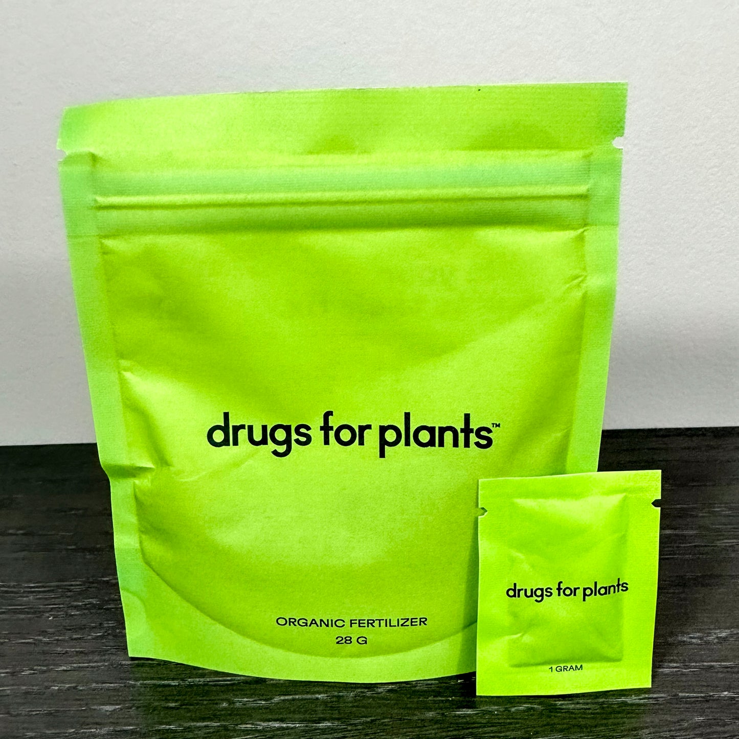 Drugs for plants pouch of fertilizer 28 gram and 1 gram